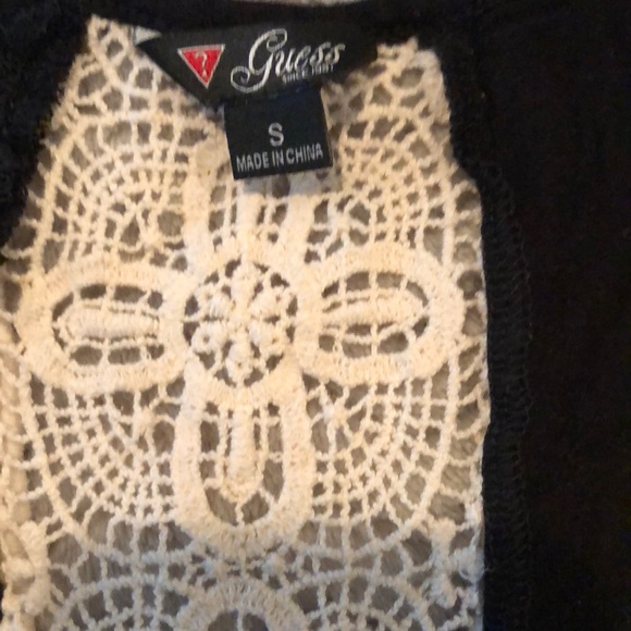 Crochet back shirt - Picture 4 of 4